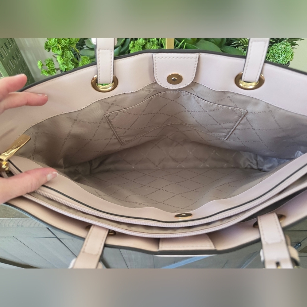 Michael Kors LG Commuter Tote/Laptop Bag Powder Blush Pink Leather+New MK Charm - Picture 10 of 16